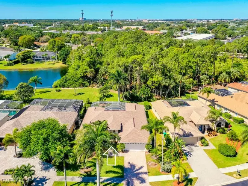 Picture of 1021 Briarwood Blvd, Naples FL 34104