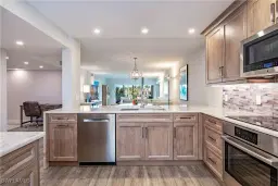 Picture of 255 Park Shore Dr 3-332, Naples, FL 34103