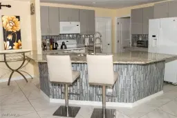 Picture of 2718 56Th St W, Lehigh Acres, FL 33971