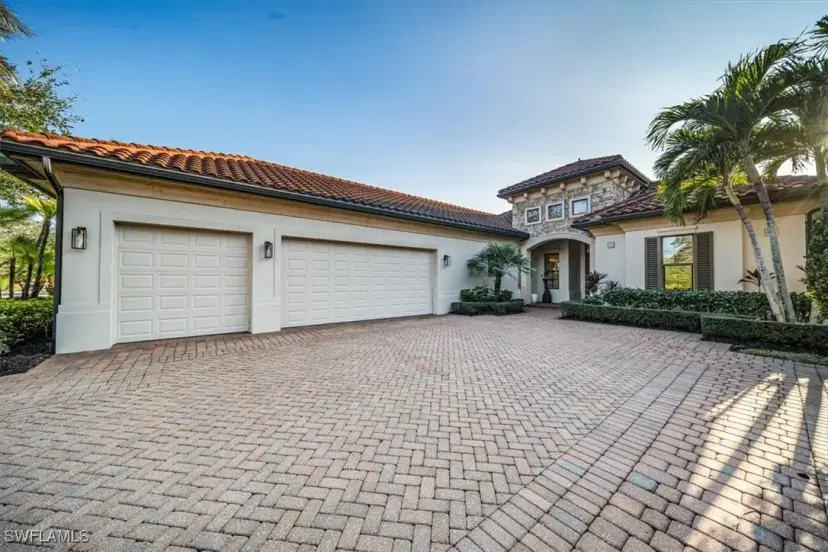Picture of 16787 Cabreo Dr, Naples FL 34110
