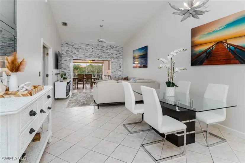 Picture of 6750 Beach Resort Dr 10, Naples FL 34114