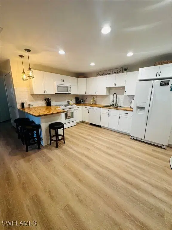 Picture of 6148 Principia Dr 1, Fort Myers FL 33919