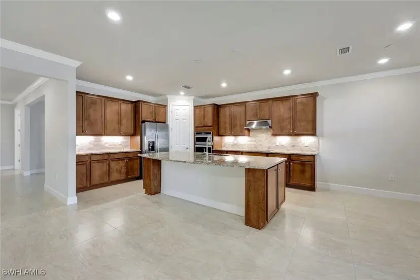 Picture of 17085 Hadlow Pl, Fort Myers FL 33967
