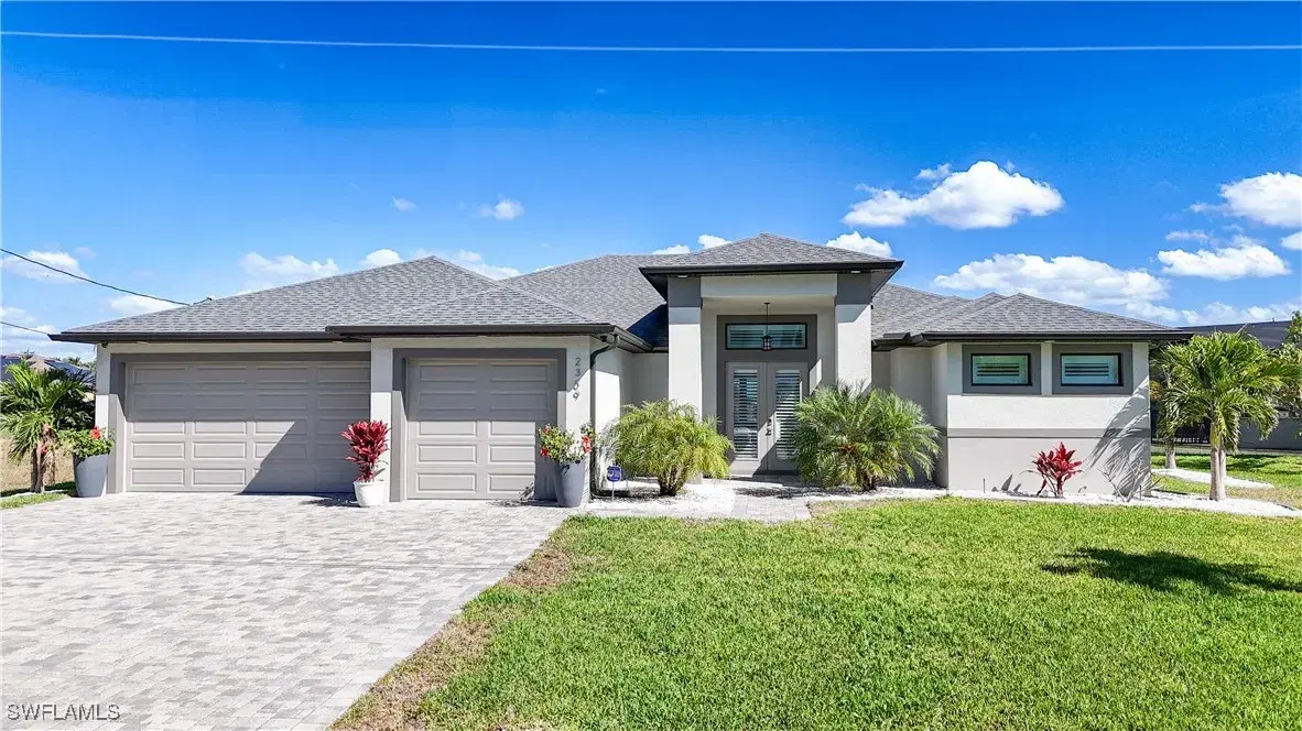 Picture of 2309 SW 15Th Pl, Cape Coral, FL 33991