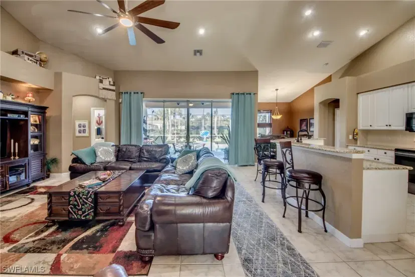 Picture of 14008 Shimmering Lake Ct, Fort Myers FL 33907