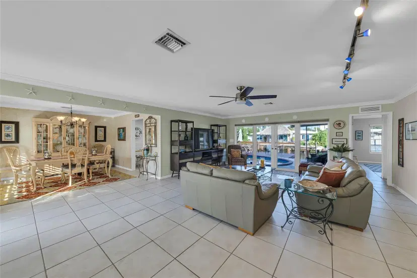 Picture of 920 SE 4 Avenue, Pompano Beach FL 33060