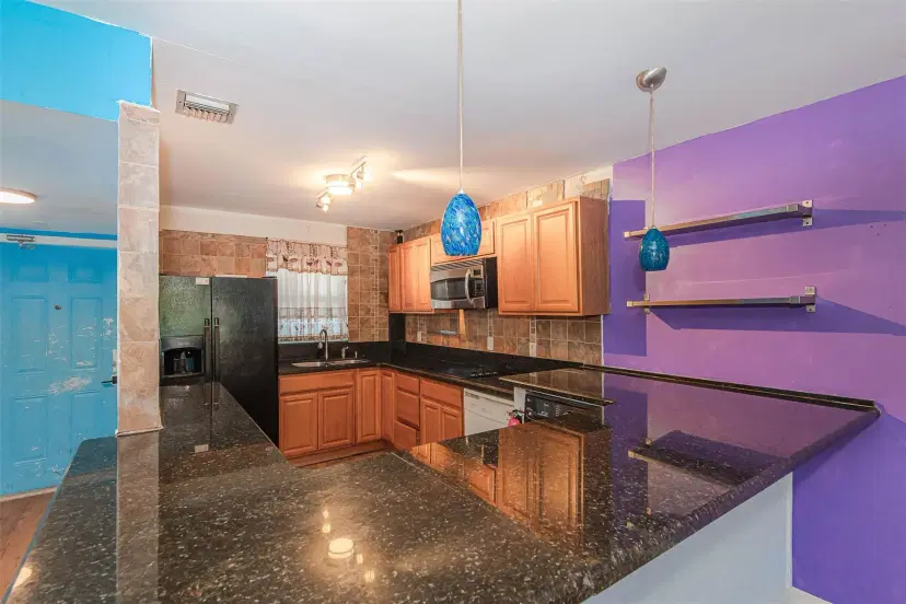 Picture of 801 W Oakland Park Blvd B19, Oakland Park FL 33311