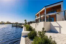 Picture of 4301 SE 18Th Pl, Cape Coral, FL 33904