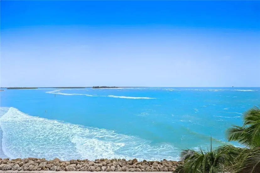 Picture of 970 Cape Marco Dr Ph 2504, Marco Island FL 34145