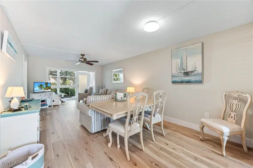 Picture of 1021 3Rd St S 110, Naples FL 34102