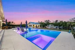 Picture of 2195 Harbor Rd, Naples, FL 34104