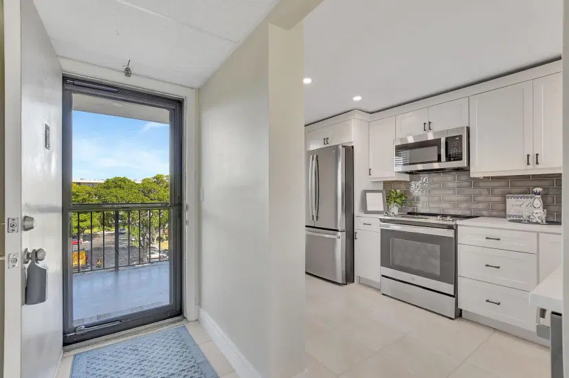 Picture of 20 Royal Palm Way 505, Boca Raton FL 33432