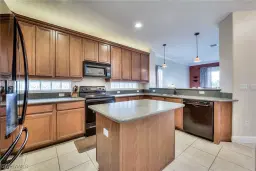 Picture of 1970 Par Dr, Naples, FL 34120