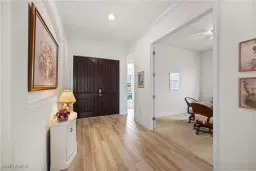 Picture of 2055 Antigua Ln, Naples, FL 34120