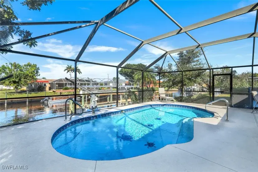 Picture of 2215 SE 15Th St, Cape Coral FL 33990