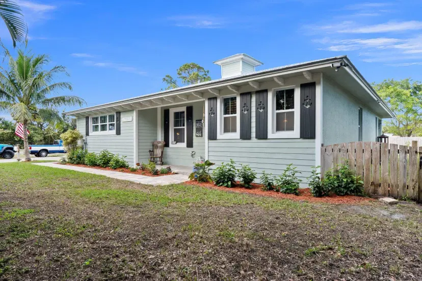 Picture of 1305 SE Sea Oat Lane, Stuart FL 34996