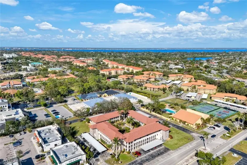 Picture of 6102 Whiskey Creek Dr 105, Fort Myers FL 33919