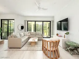 Picture of 16356 Viansa Way 101, Naples, FL 34110