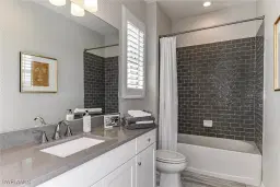 Picture of 2653 Seychelles Dr 2108, Naples, FL 34112
