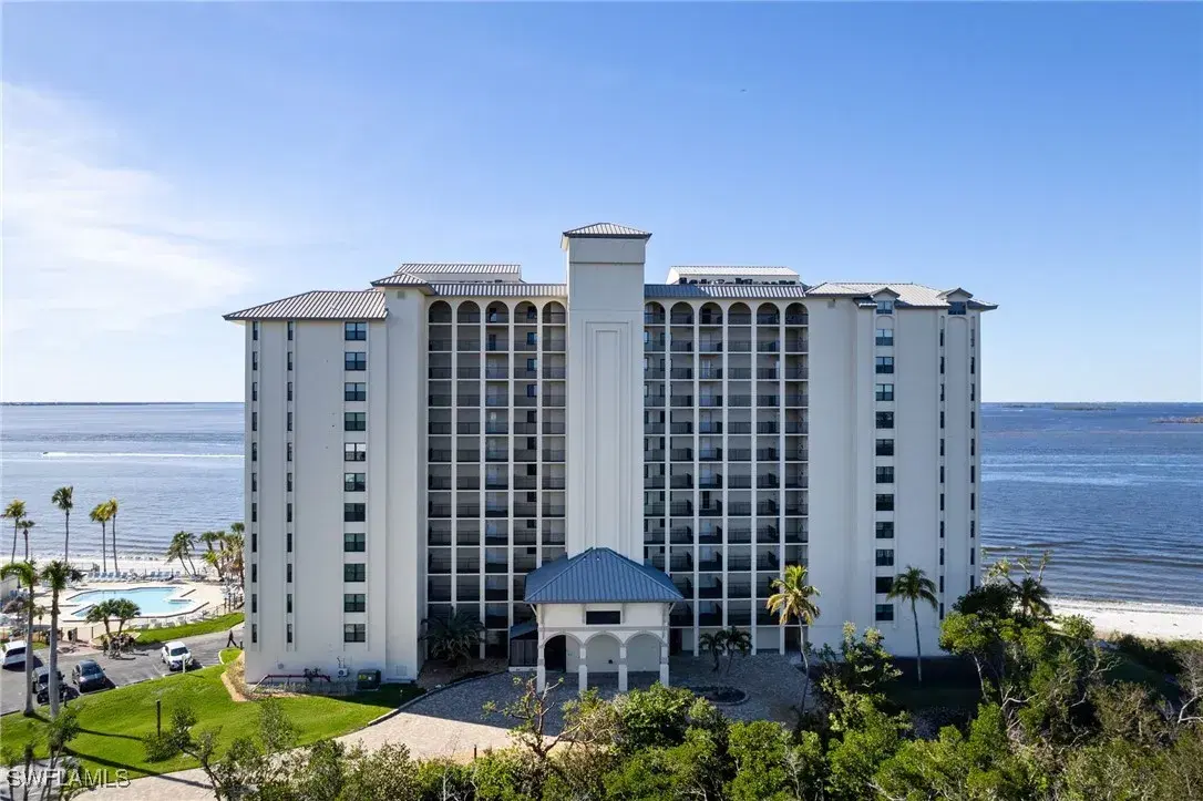Picture of 17080 Harbour Point Dr 211, Fort Myers, FL 33908