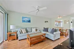 Picture of 1018 Manatee Rd E302, Naples, FL 34114
