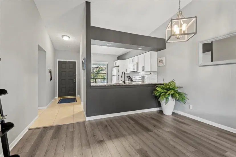 Picture of 701 Sabal Ridge Circle F, Palm Beach Gardens FL 33418