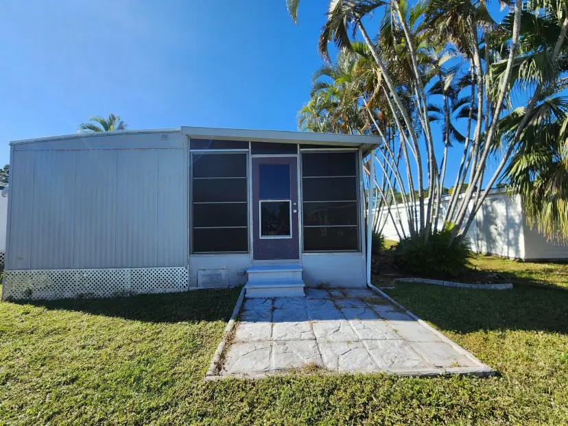 Picture of 16 E Caribbean, Port St Lucie FL 34952