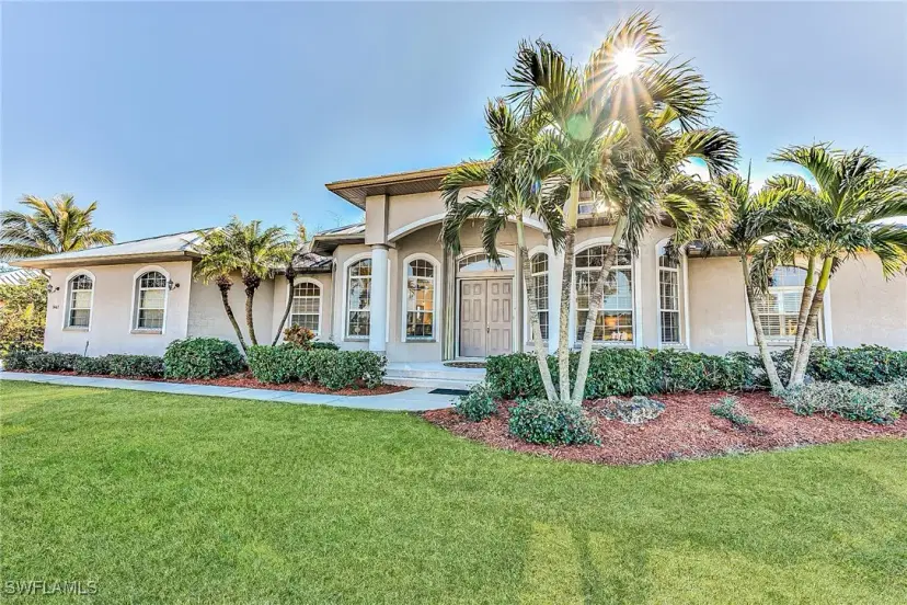Picture of 3662 Peace River Dr, Punta Gorda FL 33983