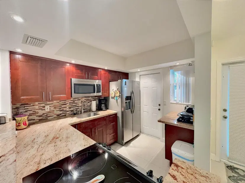 Picture of 1333 E Hallandale Beach Blvd 106, Hallandale Beach FL 33009