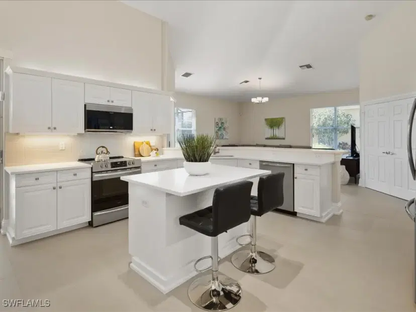 Picture of 6354 Old Mahogany Ct, Naples FL 34109