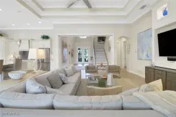 Picture of 12749 Dundee Ln, Naples, FL 34120