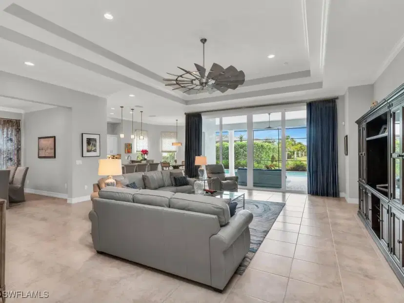 Picture of 14812 Dockside Ln, Naples FL 34114