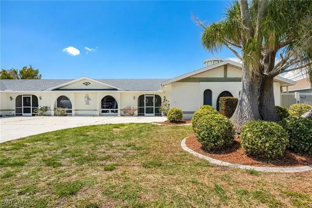 Picture of 703 SE 7Th St 2, Cape Coral, FL 33990
