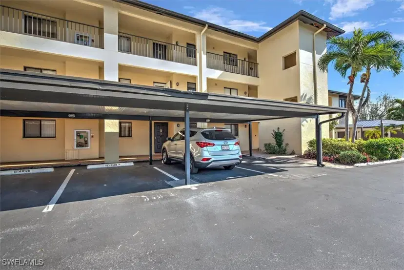Picture of 4719 SE 17Th Pl 107, Cape Coral FL 33904