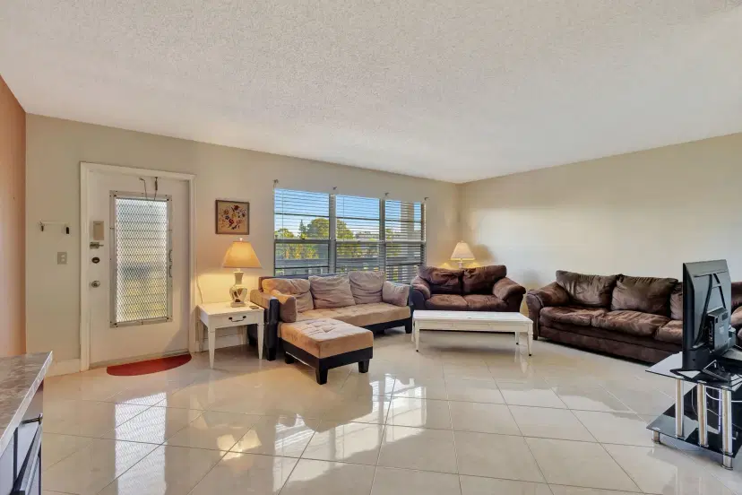 Picture of 311 Greenbrier B, West Palm Beach FL 33417