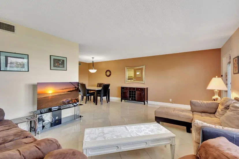 Picture of 311 Greenbrier B, West Palm Beach FL 33417