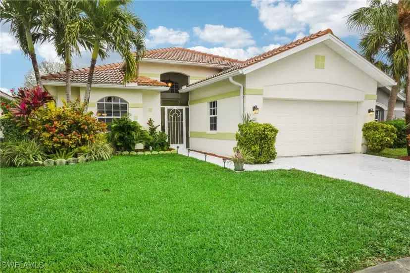 Picture of 13061 Silver Bay Ct, Fort Myers FL 33913