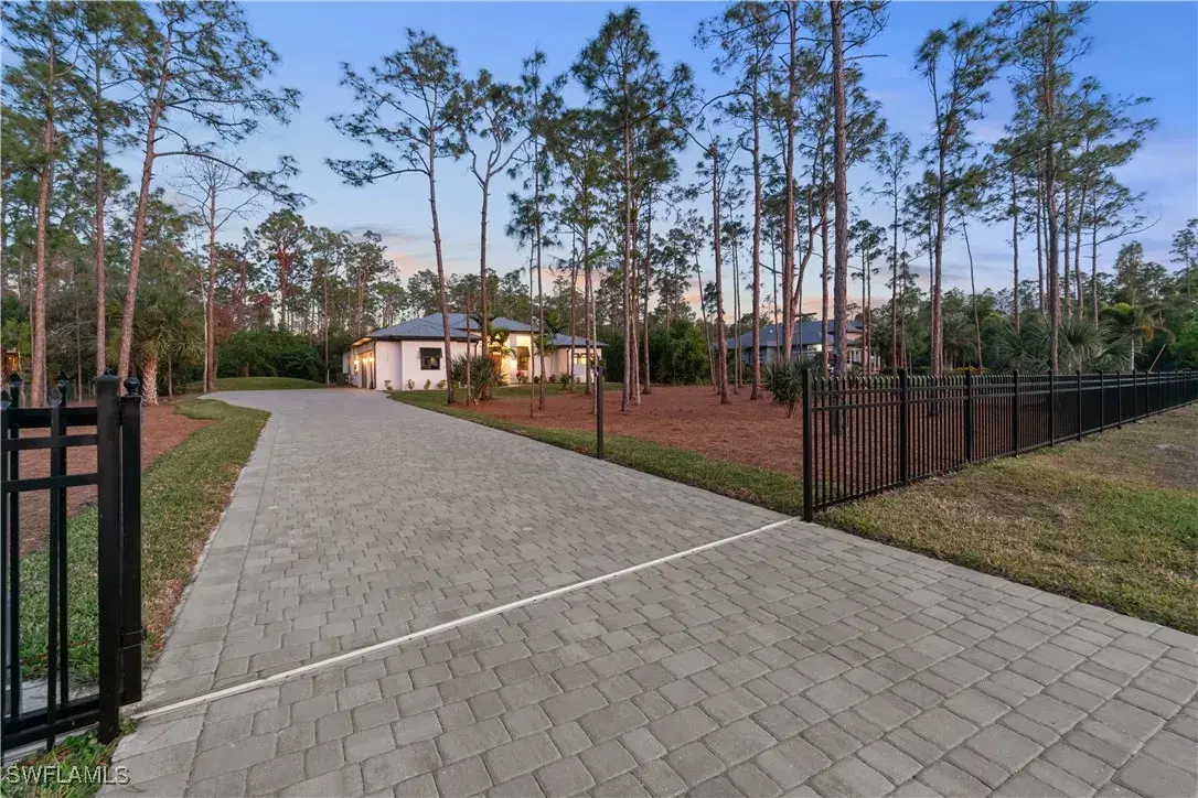 Picture of 24299 Stillwell Pkwy, Bonita Springs, FL 34135