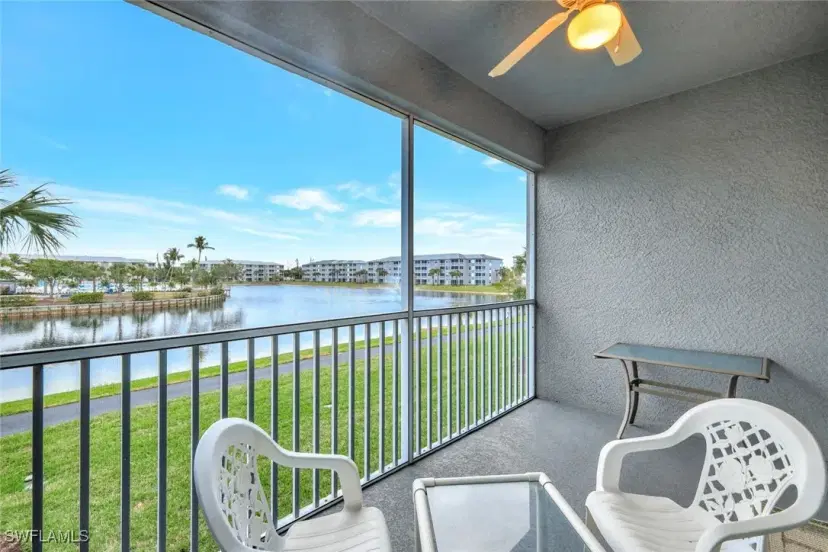 Picture of 16595 Lake Circle Dr 224, Fort Myers FL 33908