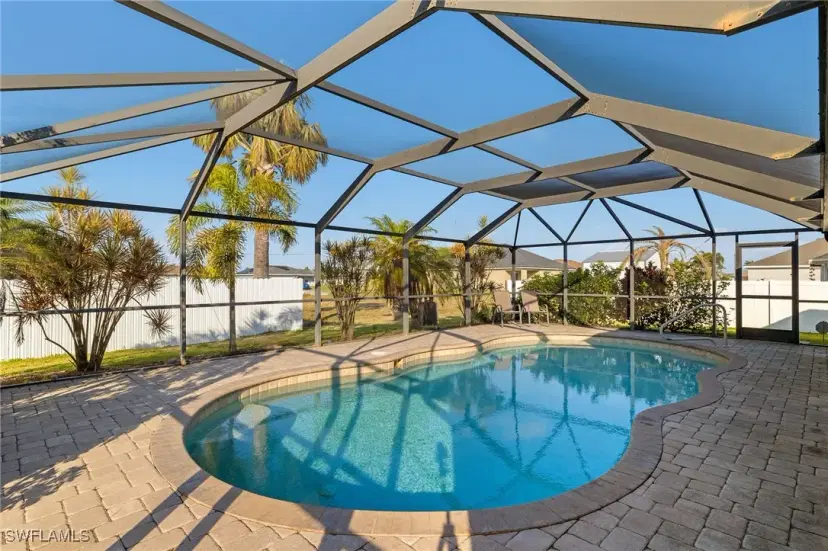 Picture of 325 NW 9Th St, Cape Coral FL 33993
