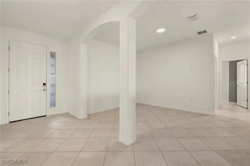 Picture of 3296 Altimira Dr, Fort Myers FL 33905