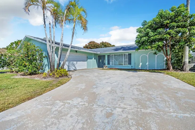 Picture of 1171 Gloucester Ct, Wellington FL 33414