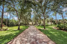 Picture of 4810 Sycamore Dr, Naples, FL 34119