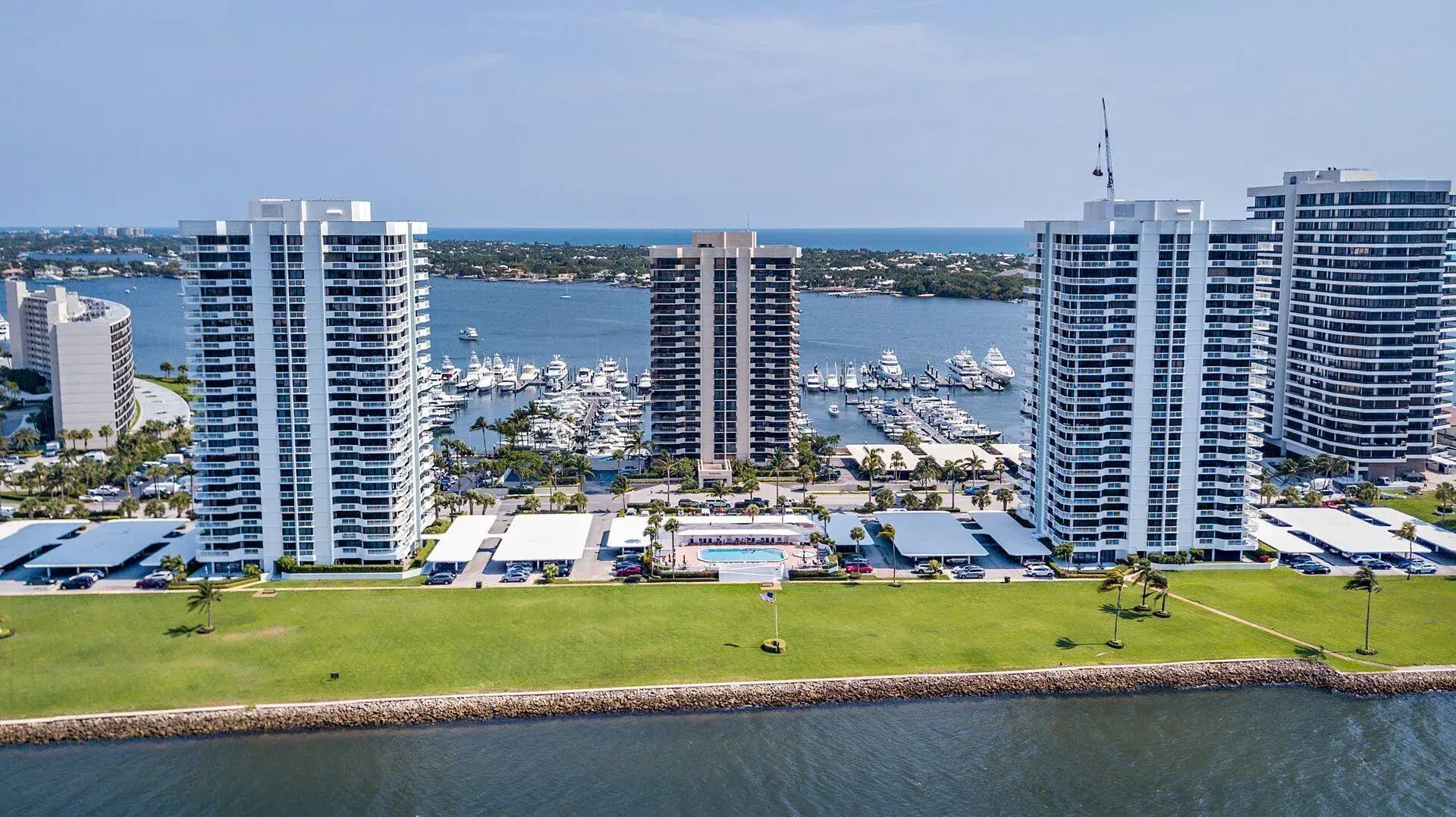 Picture of 115 Lakeshore Drive 448, North Palm Beach, FL 33408