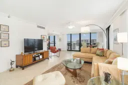 Picture of 115 Lakeshore Drive 448, North Palm Beach, FL 33408