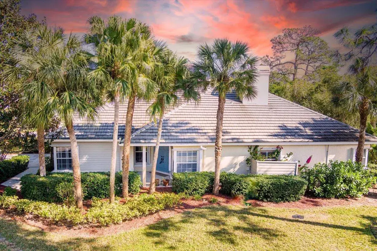 Picture of 7150 Hawks View Trail, Port St Lucie, FL 34986