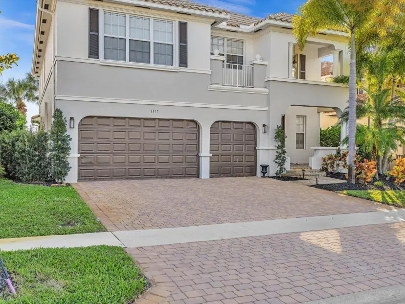 Picture of 9917 Cobblestone Creek Drive, Boynton Beach FL 33472