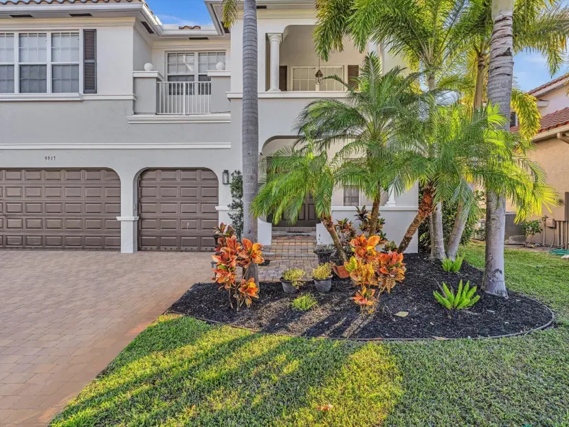 Picture of 9917 Cobblestone Creek Drive, Boynton Beach FL 33472