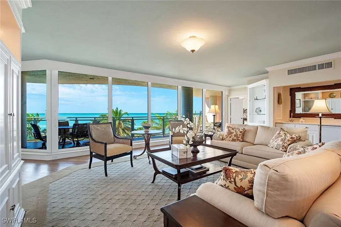 Picture of 8231 Bay Colony Dr 403, Naples, FL 34108