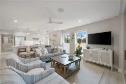 Picture of 3483 Gulf Shore Blvd N 106, Naples, FL 34103